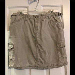 Cute North Face khaki skirt